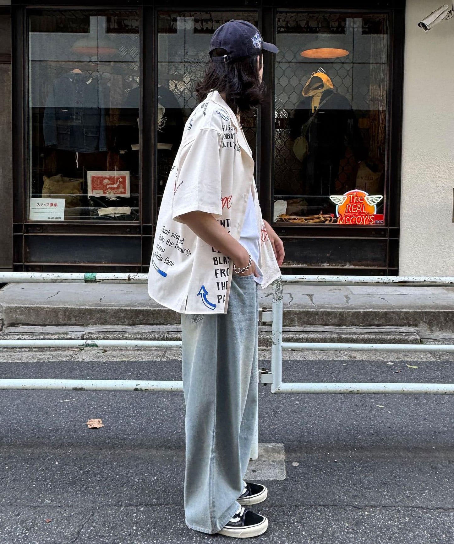 超大鬆緊牛仔褲