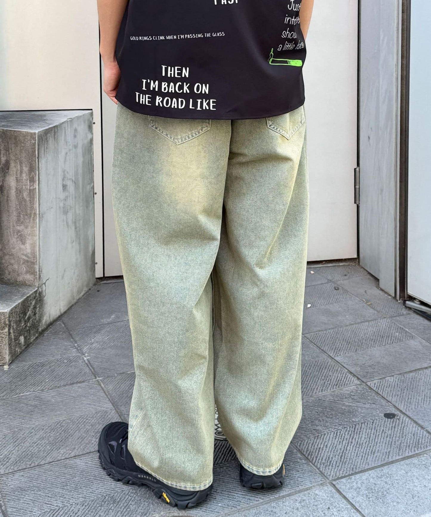 超大鬆緊牛仔褲