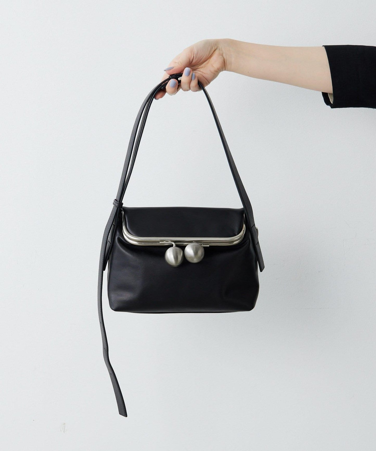 【kawa-kawa(卡哇卡哇)】NO1508口袋包/肩揹包