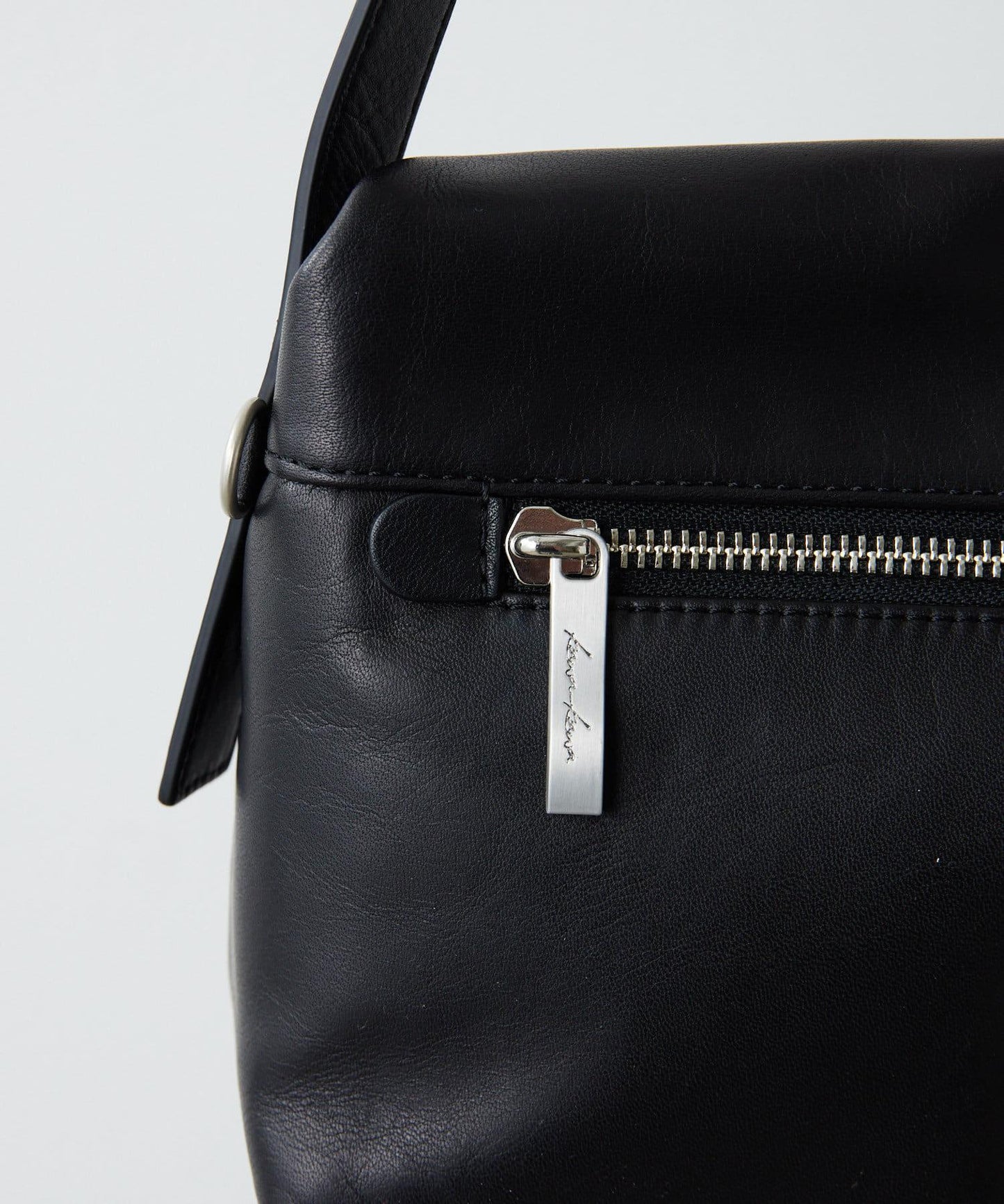 【kawa-kawa(卡哇卡哇)】NO1508口袋包/肩揹包