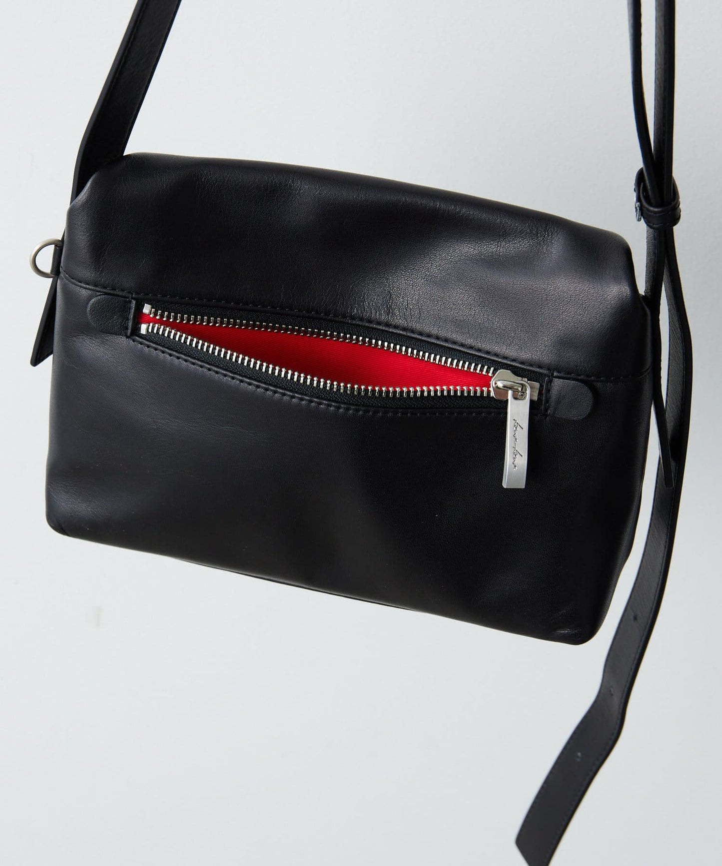 【kawa-kawa(卡哇卡哇)】NO1508口袋包/肩揹包