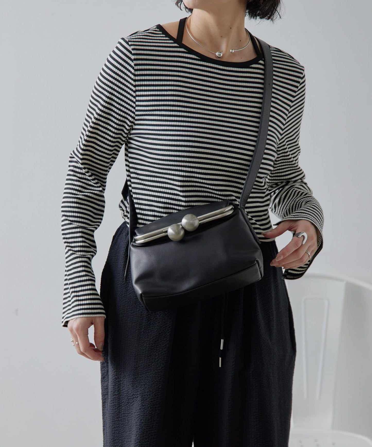 【kawa-kawa(卡哇卡哇)】NO1508口袋包/肩揹包