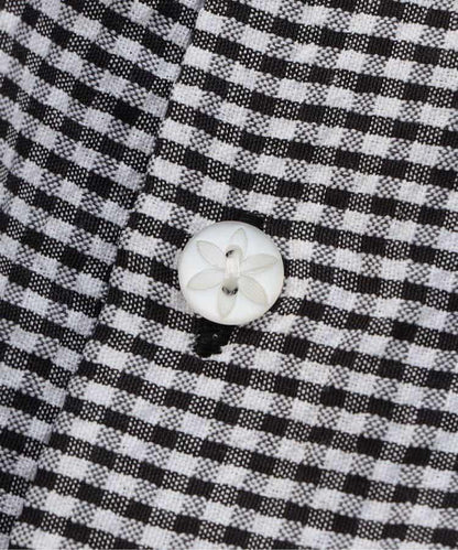 【連衣裙】領口花朵刺繡設計襯衫
