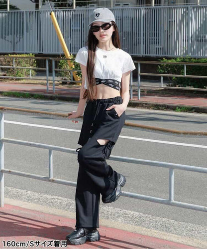 下襬帶交叉杯型設計T恤