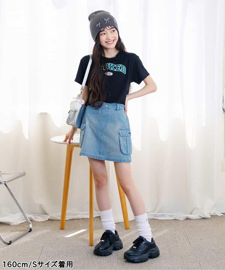 緞面繡花logo T-shirt