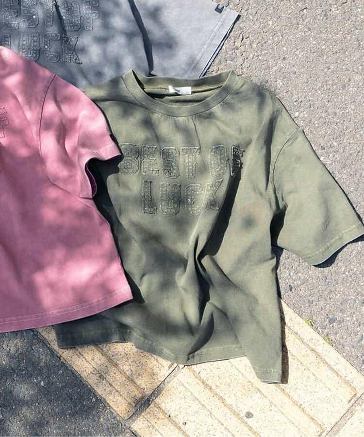 顏料風刺繡logo T-shirt