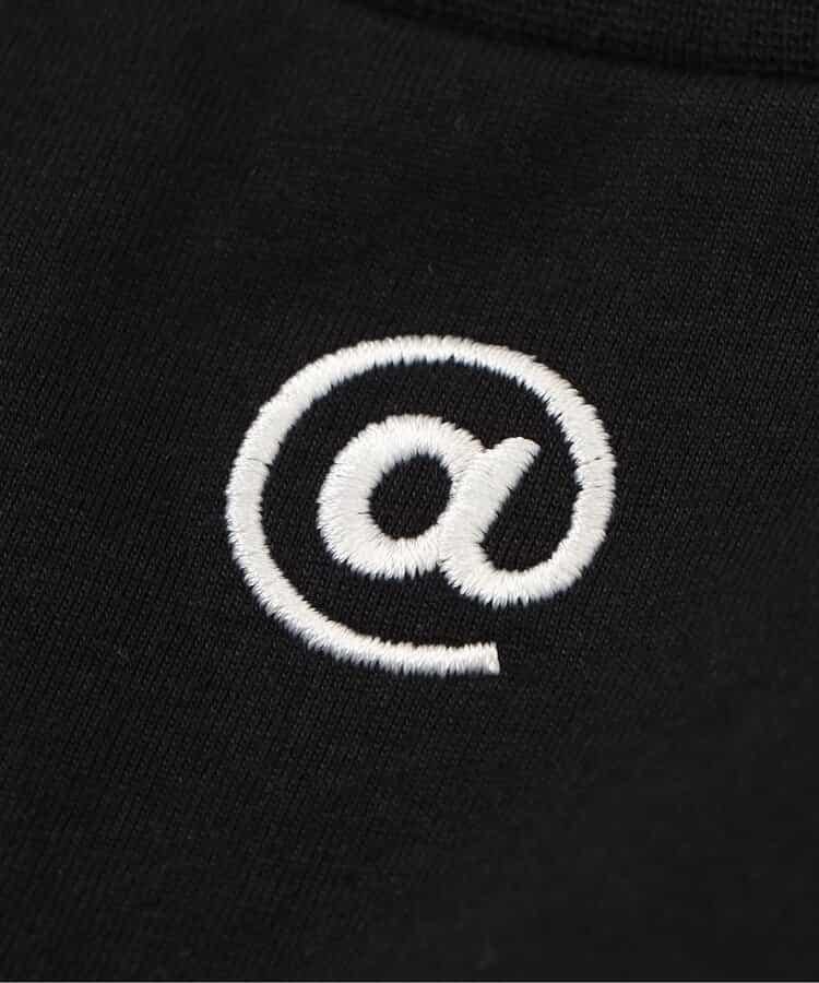 下襬帶交叉杯型設計T恤