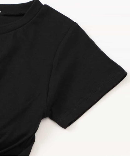 下襬帶交叉杯型設計T恤