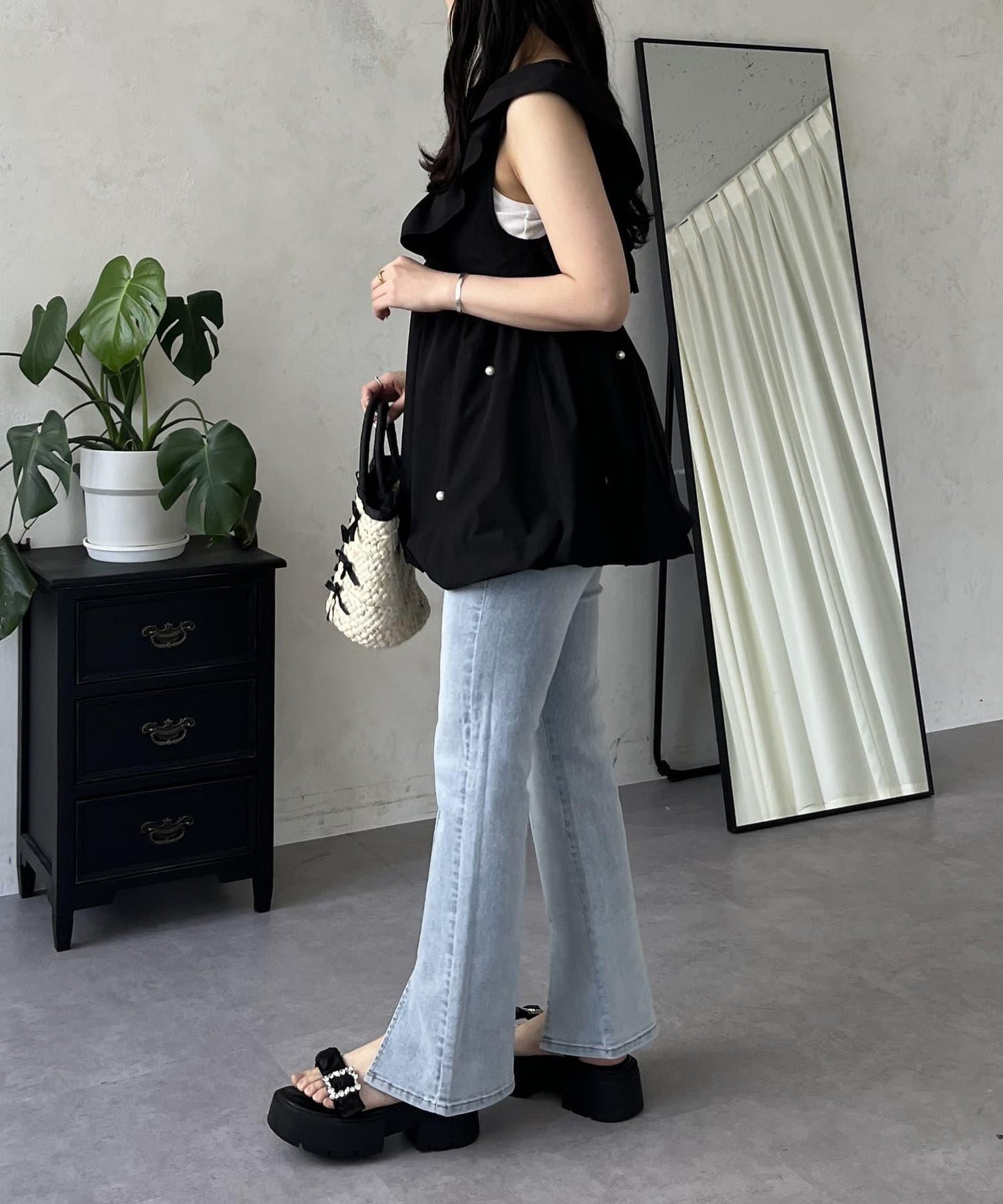 中高腰開叉彈力喇叭牛仔褲