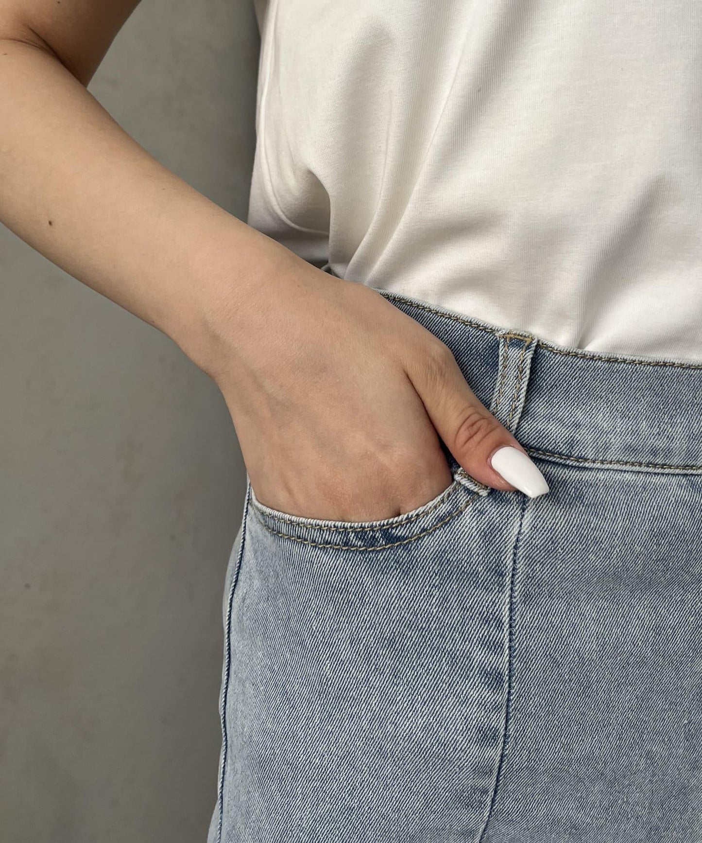 中高腰開叉彈力喇叭牛仔褲