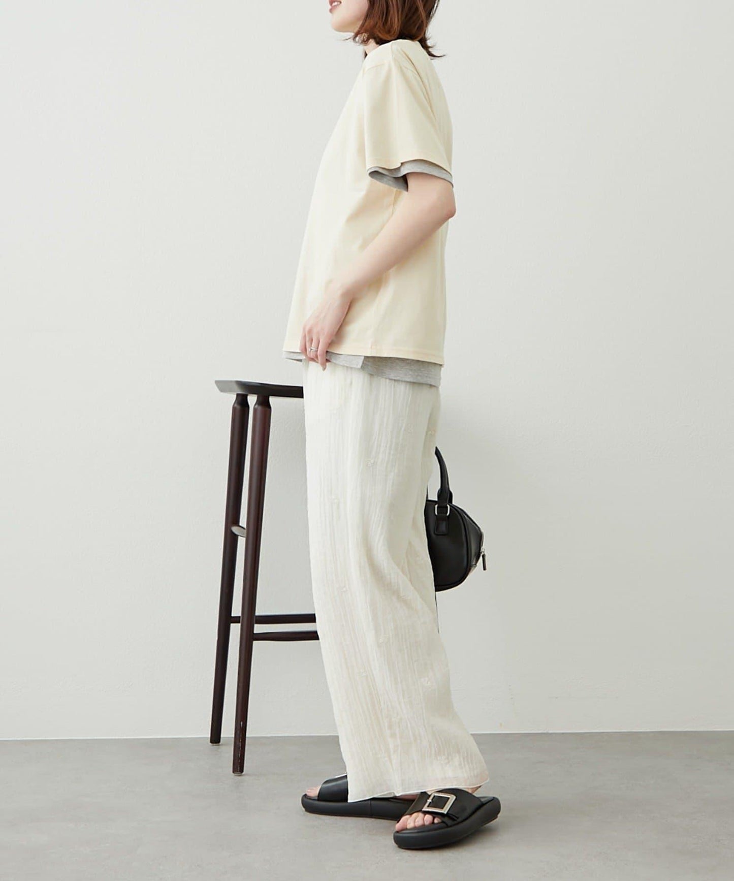 【柳樹】彩色疊層一點刺繡T恤