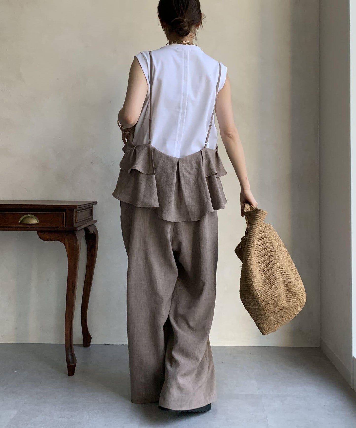 【限定】荷葉邊背心連體褲