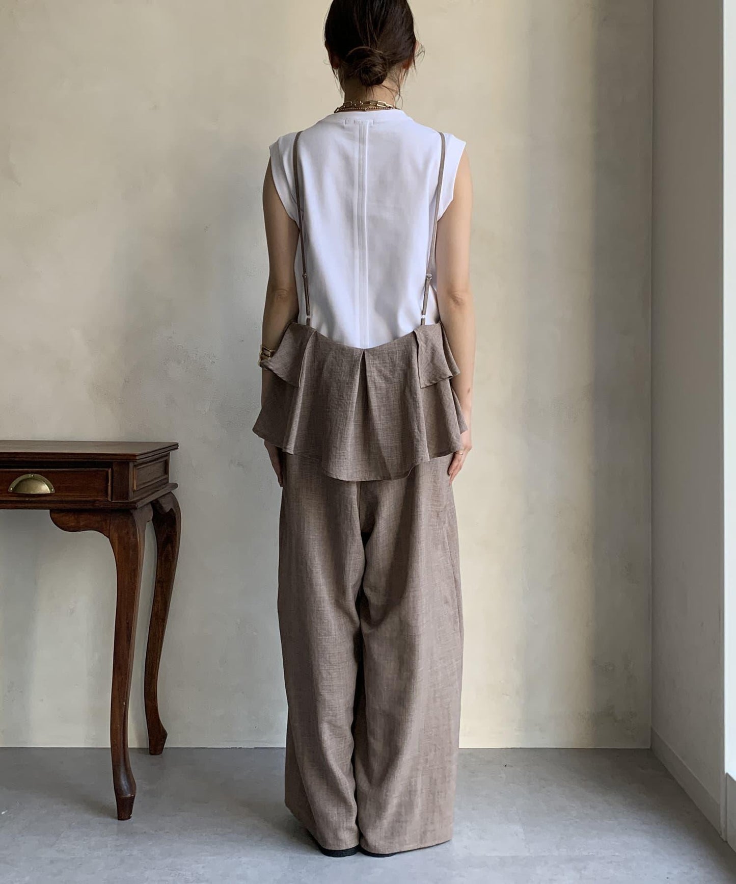 【限定】荷葉邊背心連體褲