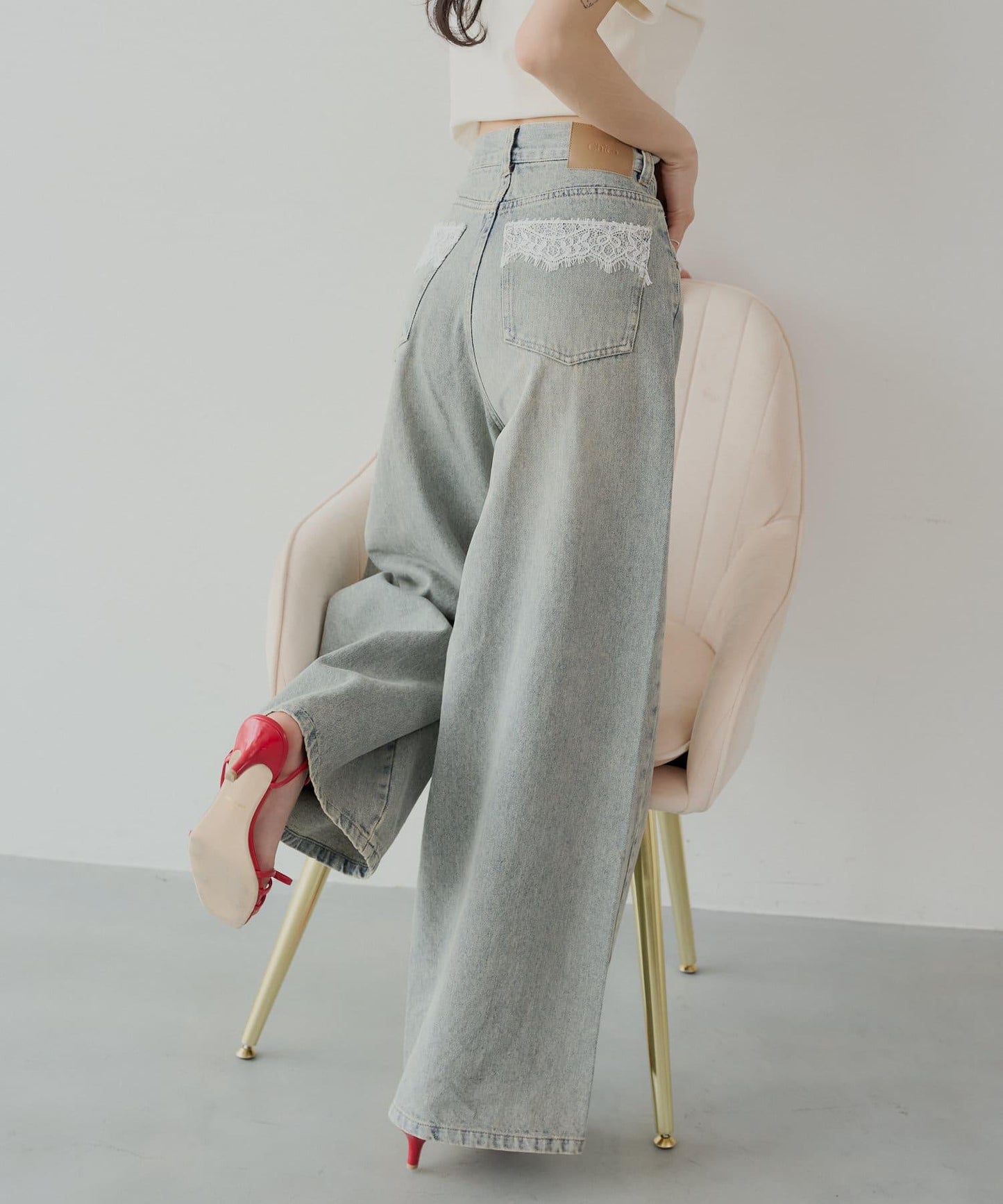 口袋寬鬆牛仔褲