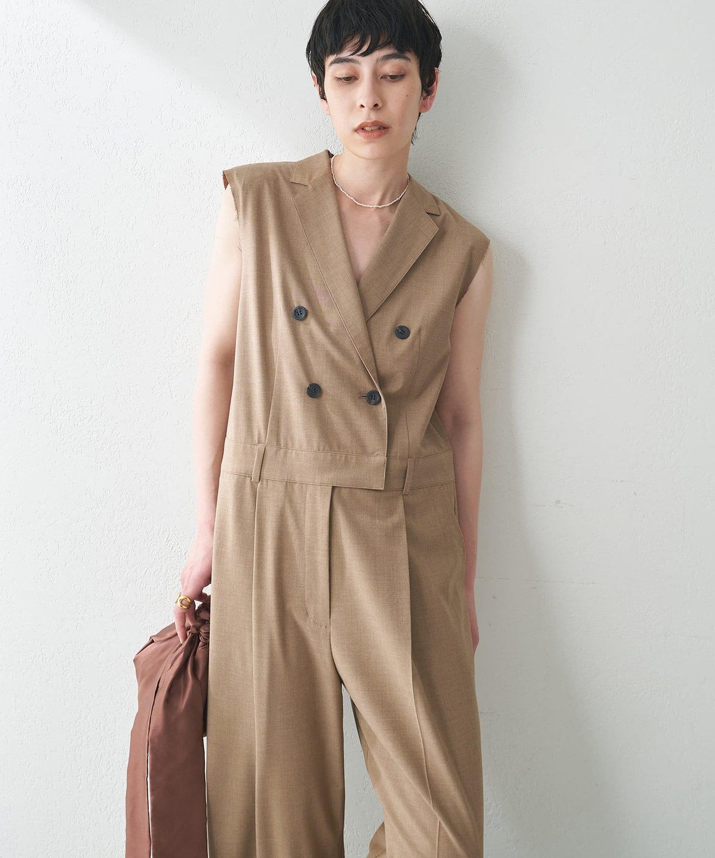 ＜網紅合作＞【THE PAUSE】領無袖連體褲服