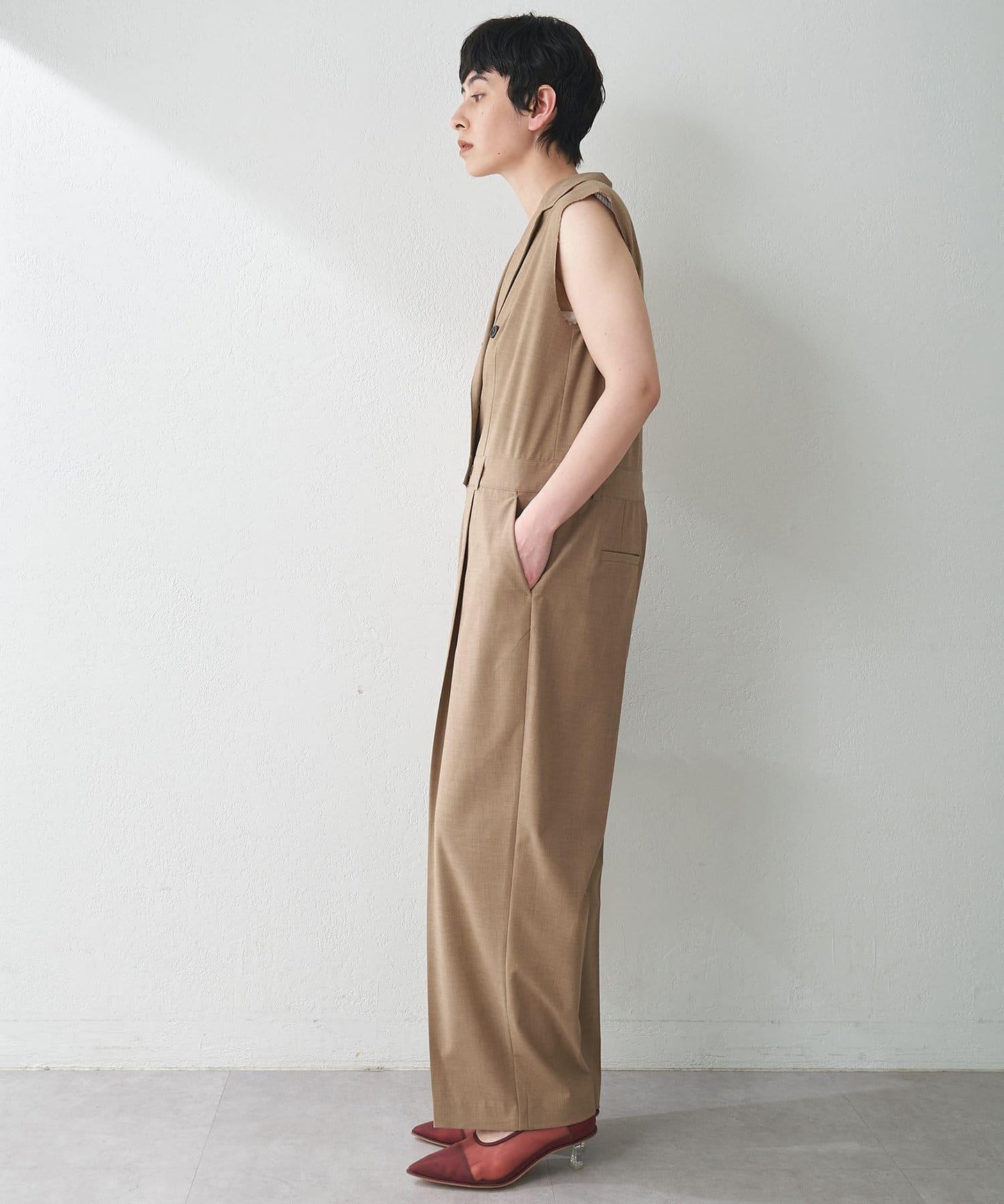 ＜網紅合作＞【THE PAUSE】領無袖連體褲服