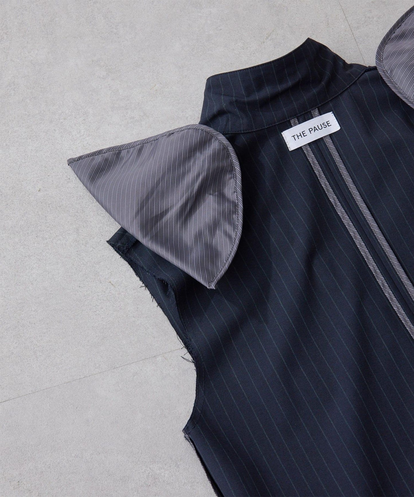 ＜網紅合作＞【THE PAUSE】領無袖連體褲服