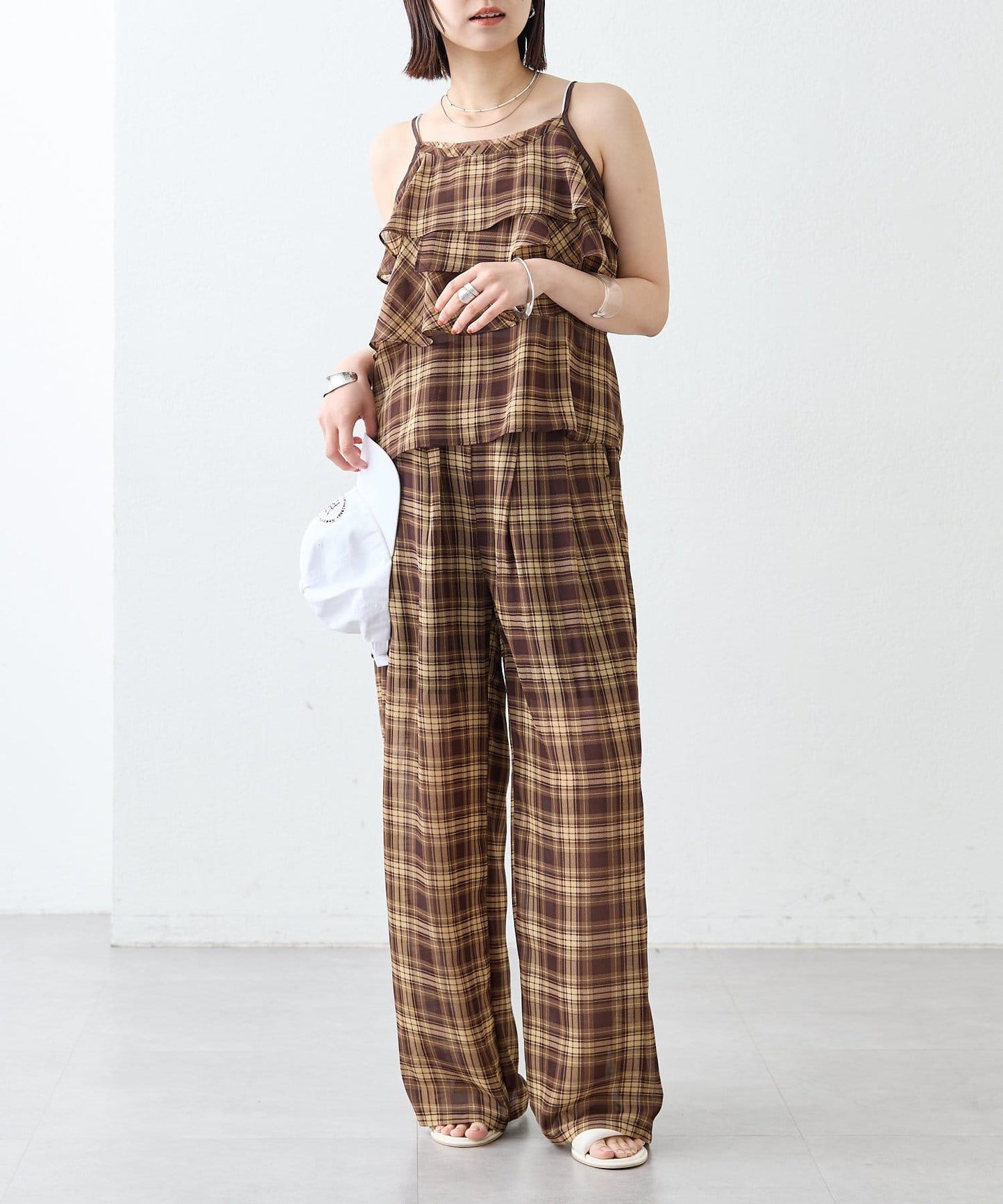 格紋荷葉邊吊帶衫