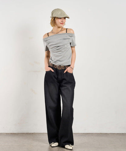 荷葉邊露肩短袖上衣