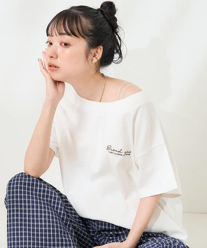 花刺繡T恤