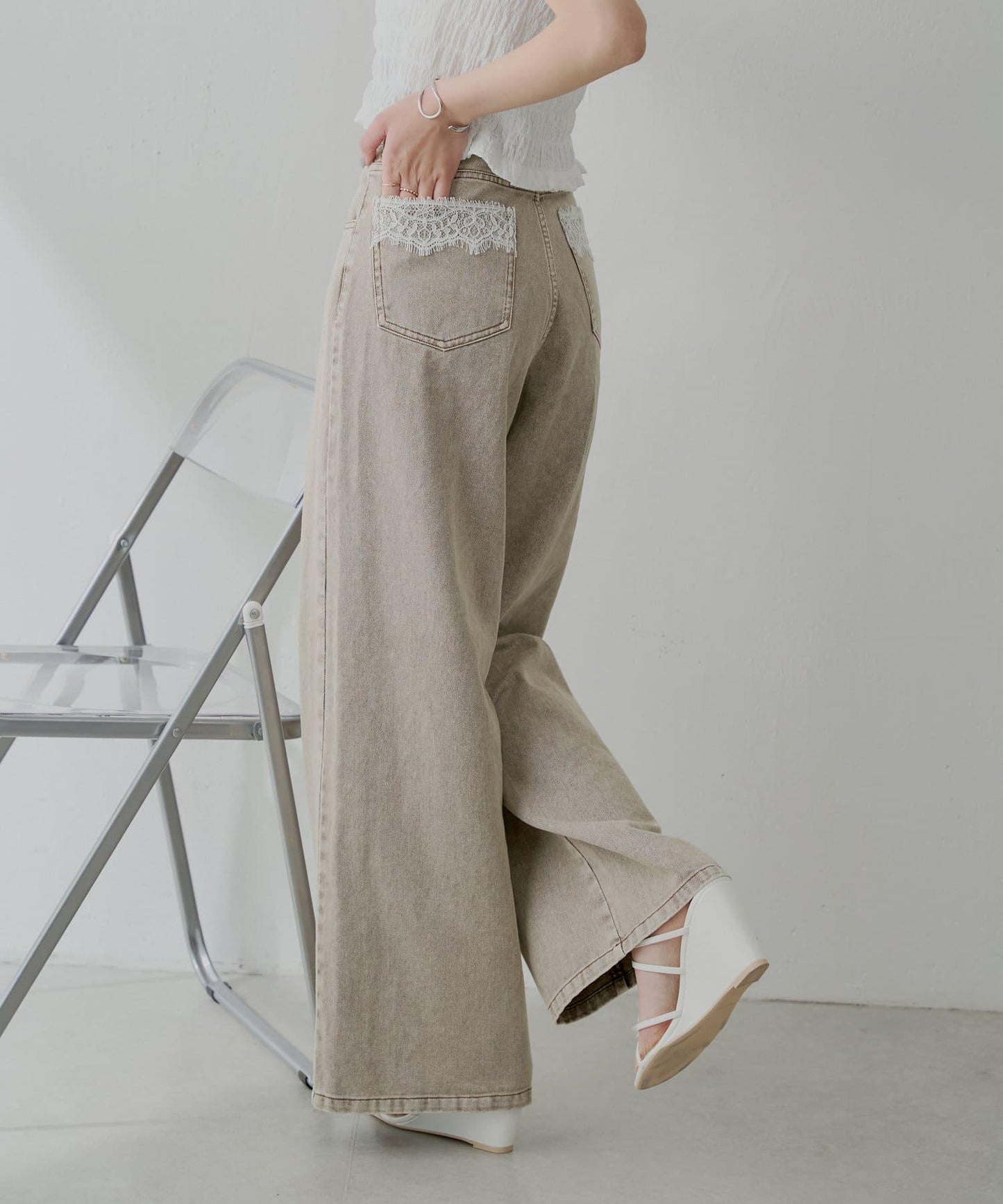 口袋寬鬆牛仔褲