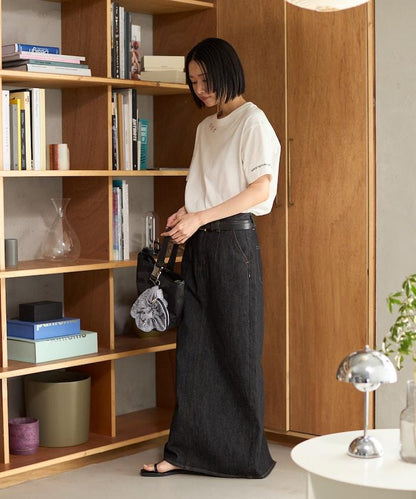 有機棉 心形 標誌刺繡T恤 / 圓領 單點標誌 刺繡短袖T恤