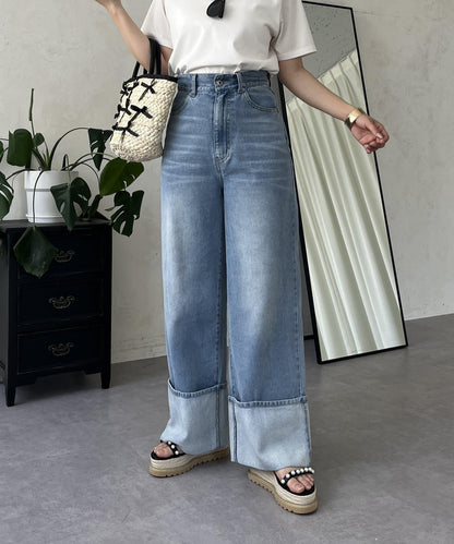 卷邊寬鬆牛仔褲