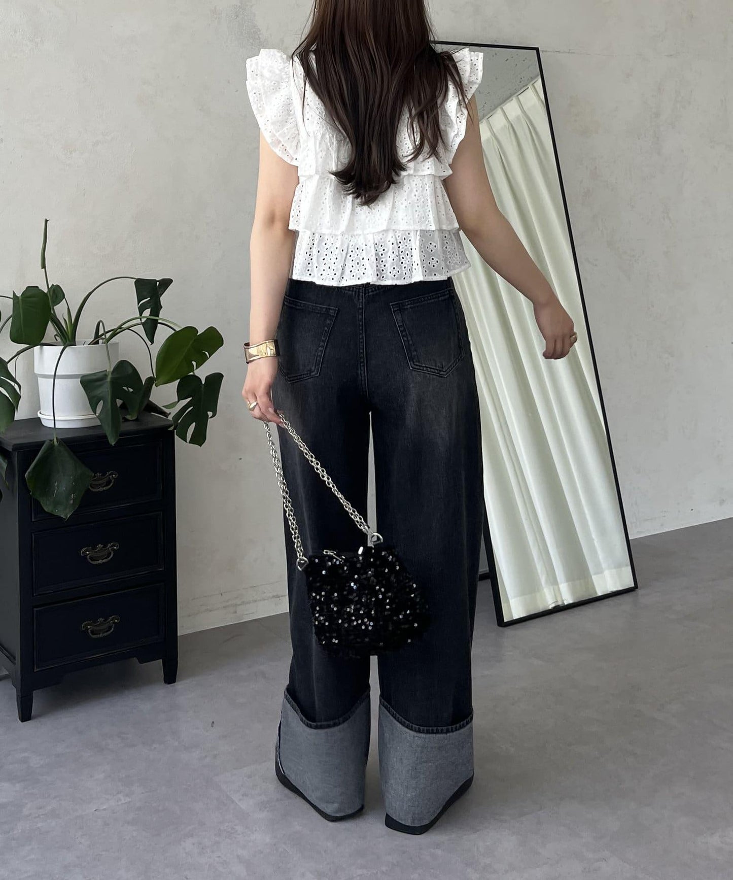 卷邊寬鬆牛仔褲