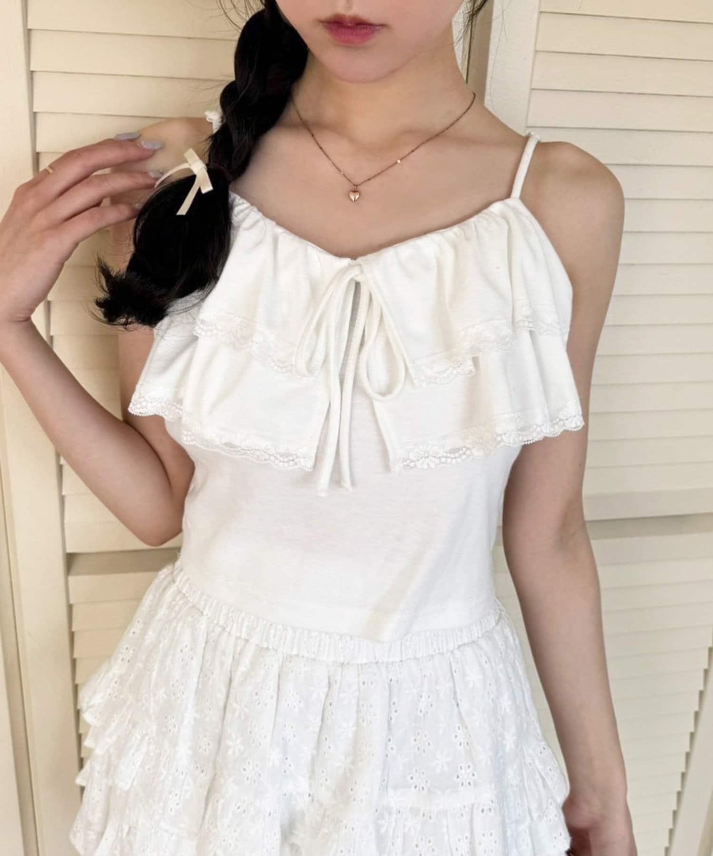 【一件接一件】荷葉邊吊帶背心