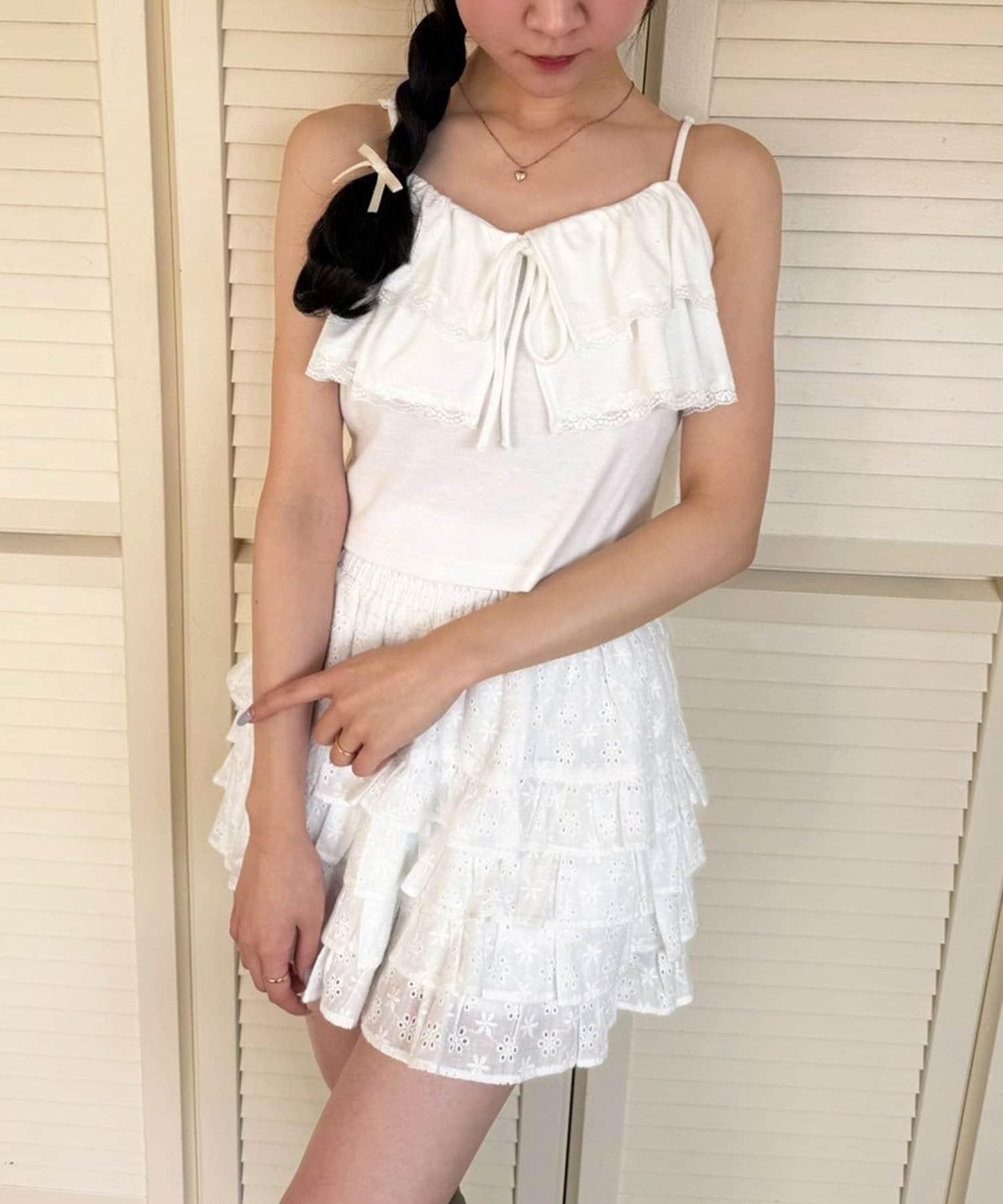 【一件接一件】荷葉邊吊帶背心