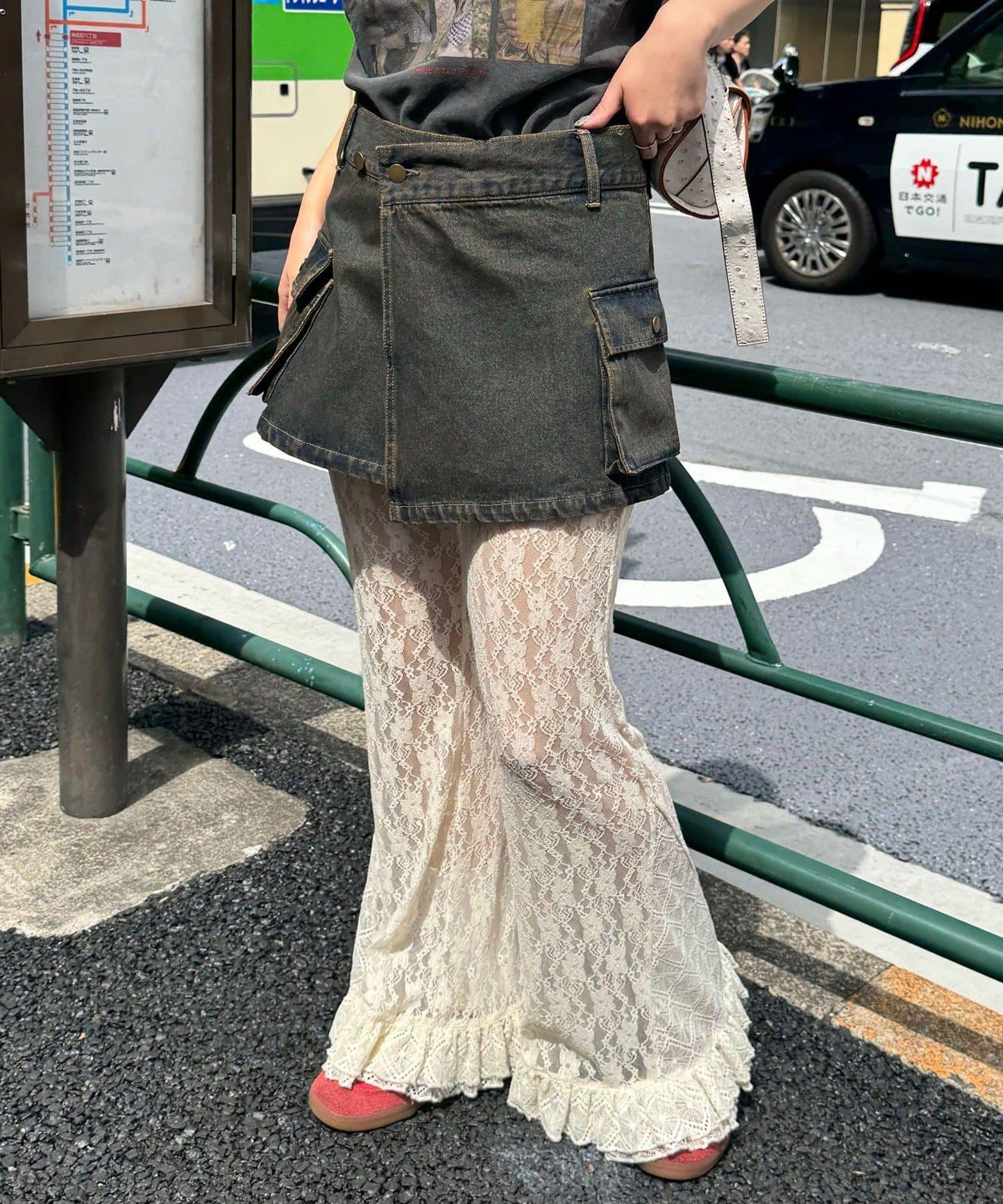 牛仔卷邊裙