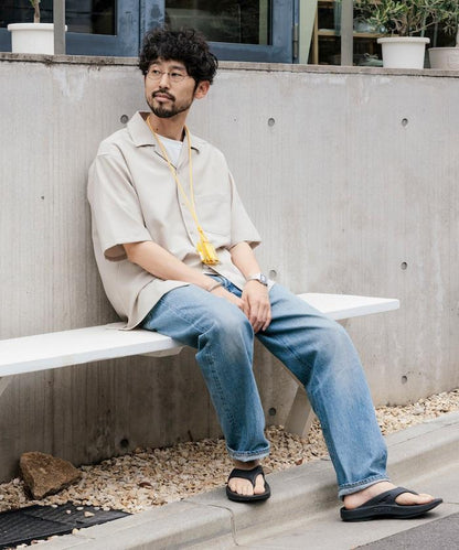 速乾材料 舒適版型 開領襯衫 短袖 亞麻風