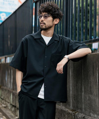 速乾材料 舒適版型 開領襯衫 短袖 亞麻風