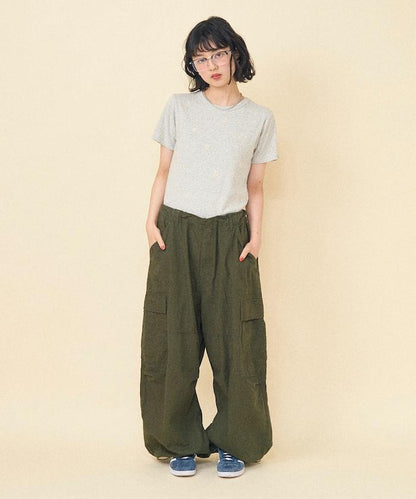 迷你雛菊刺繡T恤