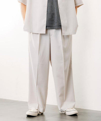 Reflax 功能性材料 寬鬆剪裁 輕鬆條紋西褲