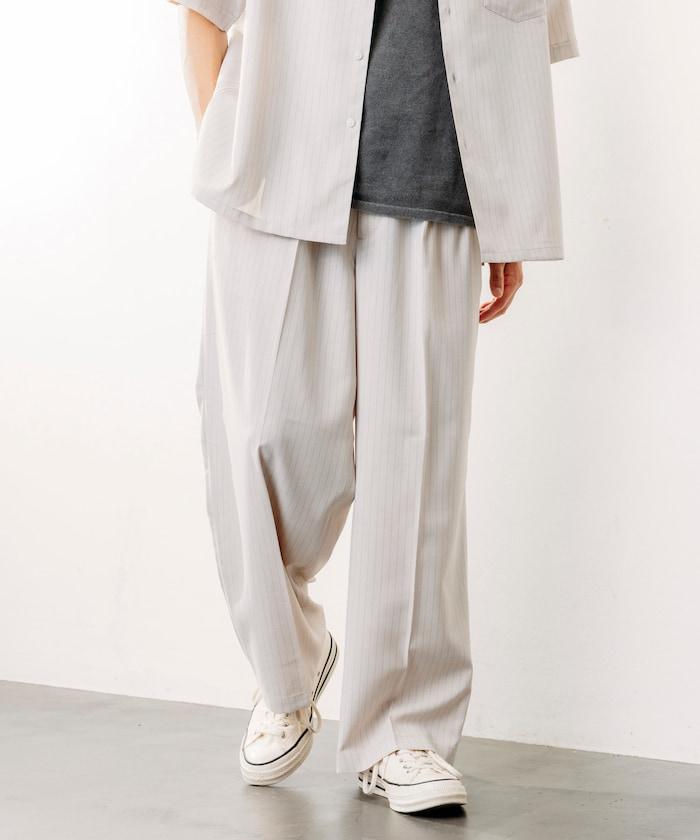 Reflax 功能性材料 寬鬆剪裁 輕鬆條紋西褲