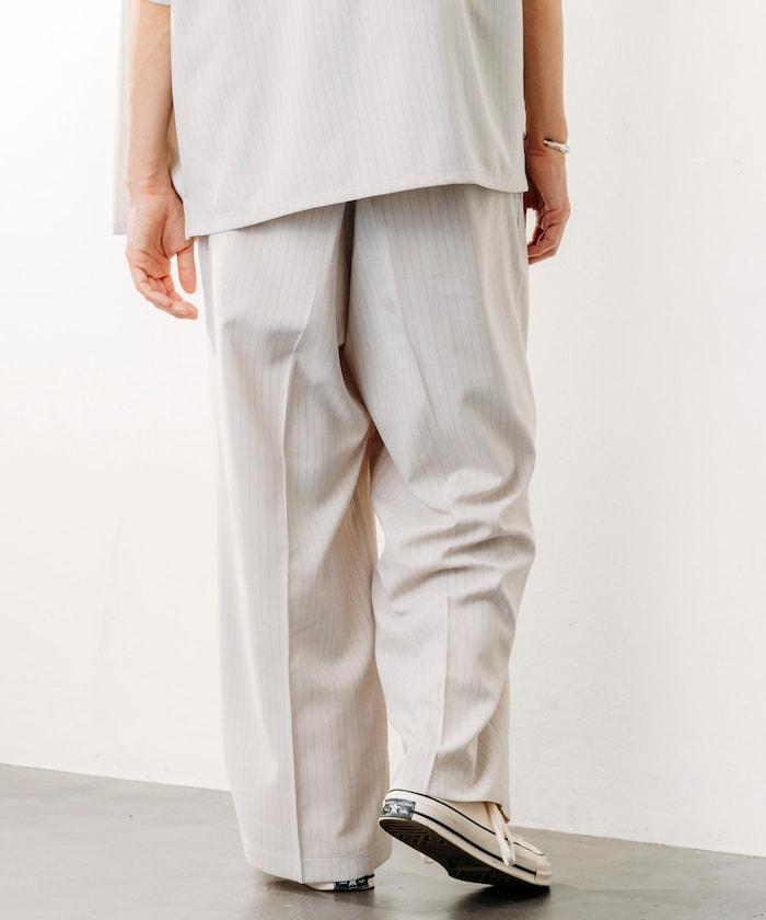 Reflax 功能性材料 寬鬆剪裁 輕鬆條紋西褲