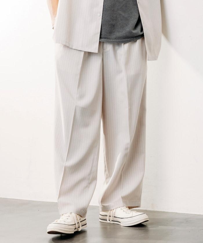 Reflax 功能性材料 寬鬆剪裁 輕鬆條紋西褲