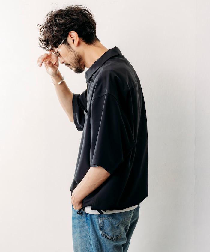 Reflax 功能性材料 輕鬆合身 半拉鍊襯衫 短袖