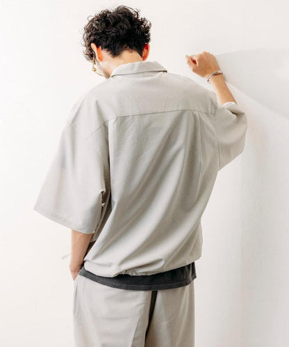 Reflax 功能性材料 輕鬆合身 半拉鍊襯衫 短袖