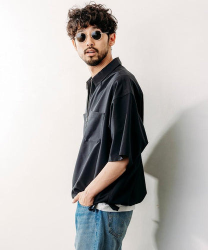 Reflax 功能性材料 輕鬆合身 半拉鍊襯衫 短袖