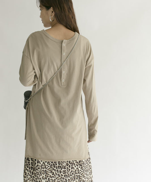 後背亨利領寬鬆T恤