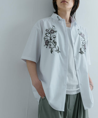 植物刺繡襯衫（五分袖）