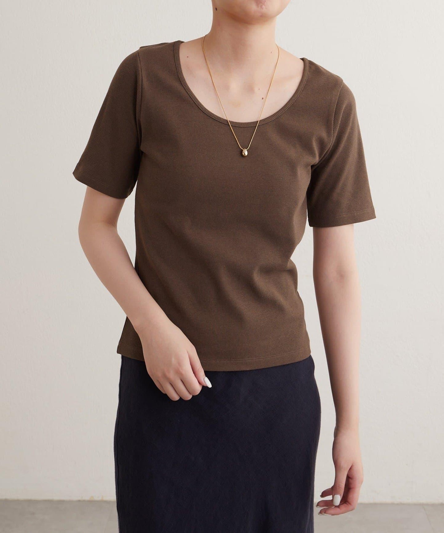 earthy_ O領羅紋TEE T恤