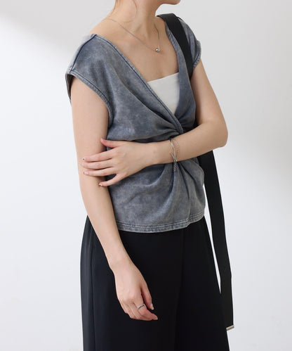 【前後兩種穿法】Q.anos 扭結款背心