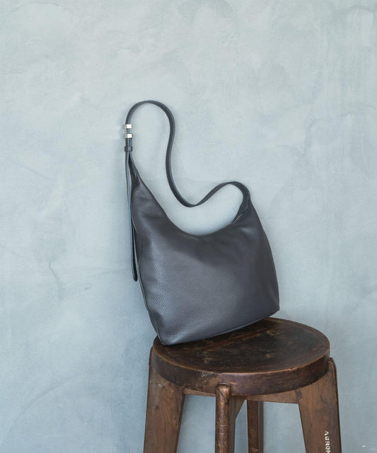 【即將上市】皮斯塔羅 L 鹿皮