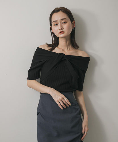 扭紋不規則羅紋毛衣