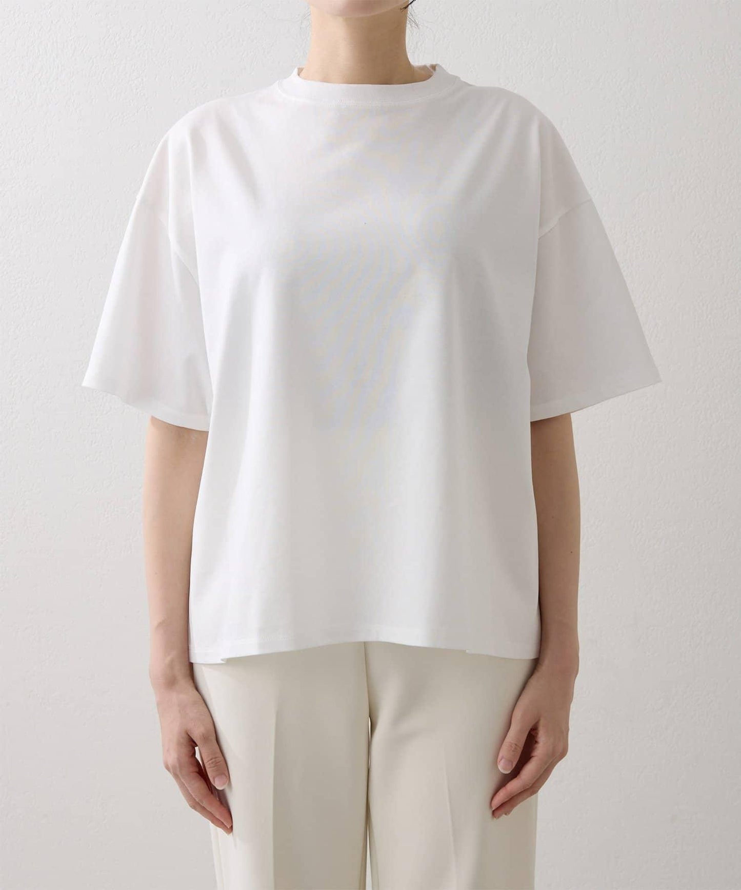 圓領棉質T恤款套頭衫