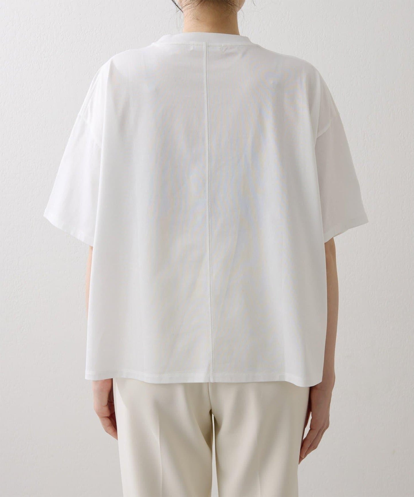 圓領棉質T恤款套頭衫