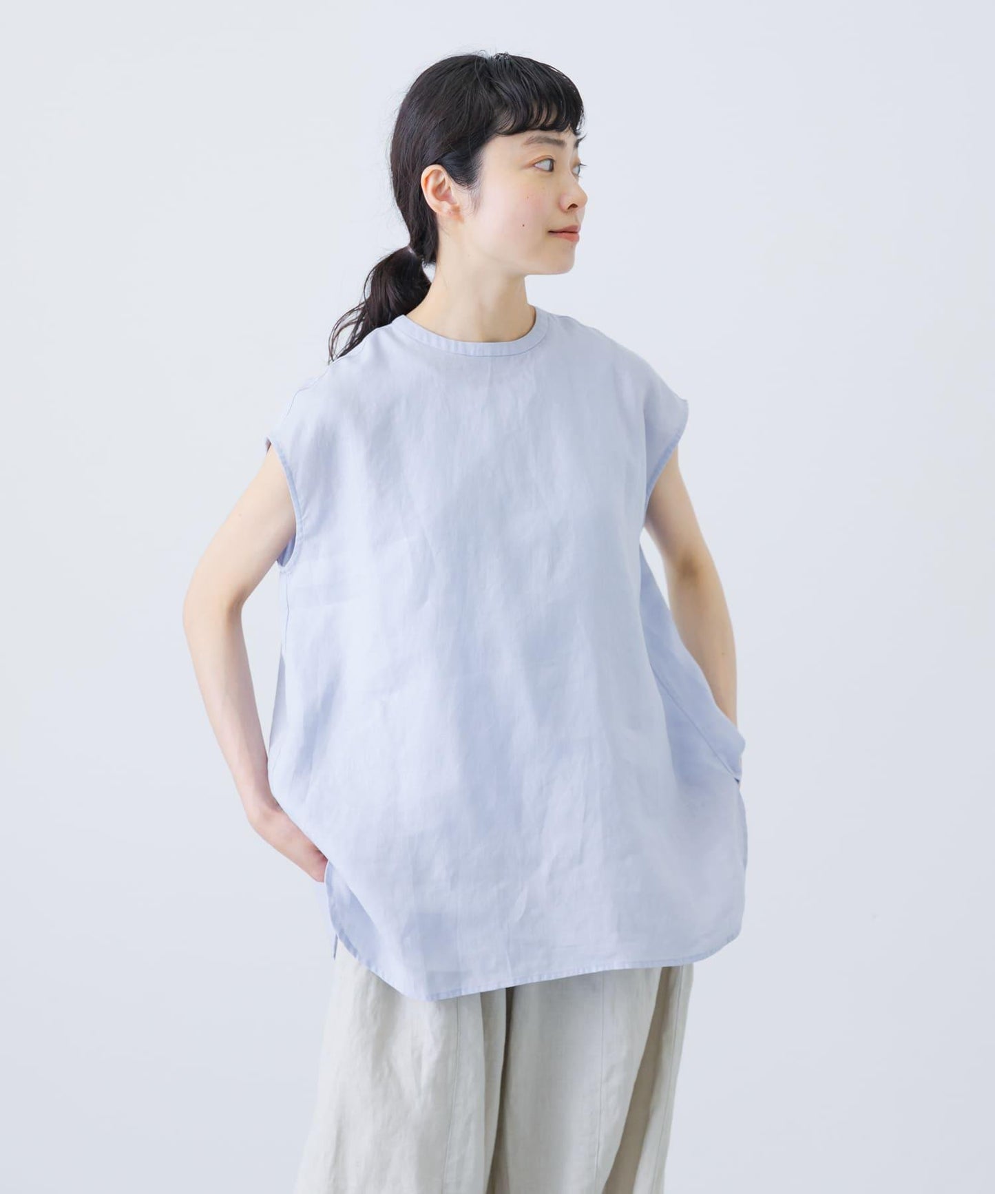 亞麻法式圓領